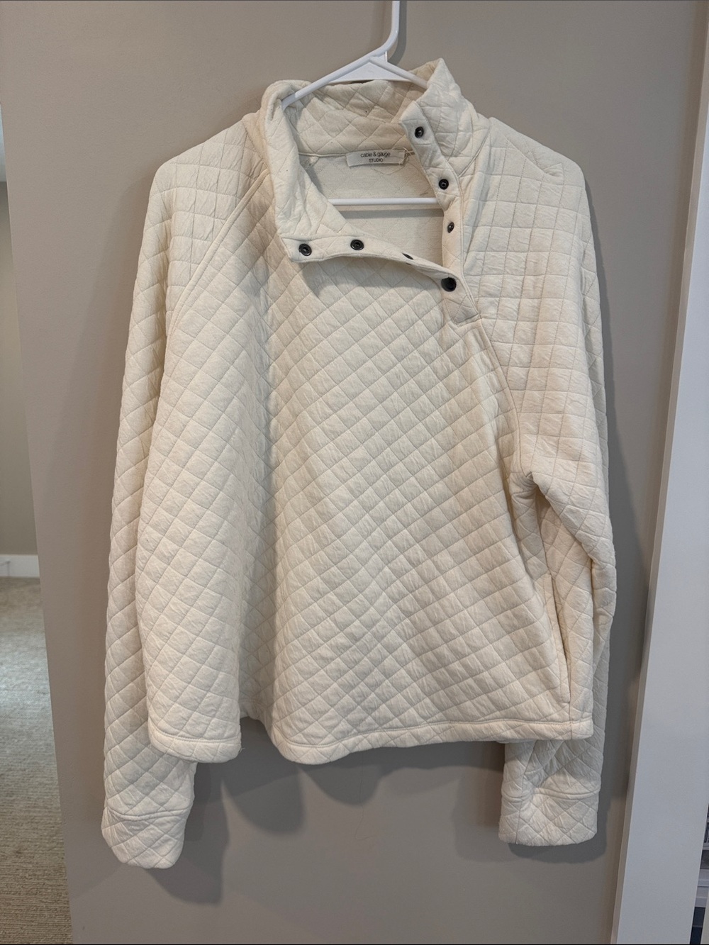 Cable & Gauge Ivory Quilted Snap-Front Turtleneck Sweater